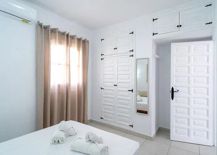 Hibiscos Seaview Terrace By Casasol * Nerja