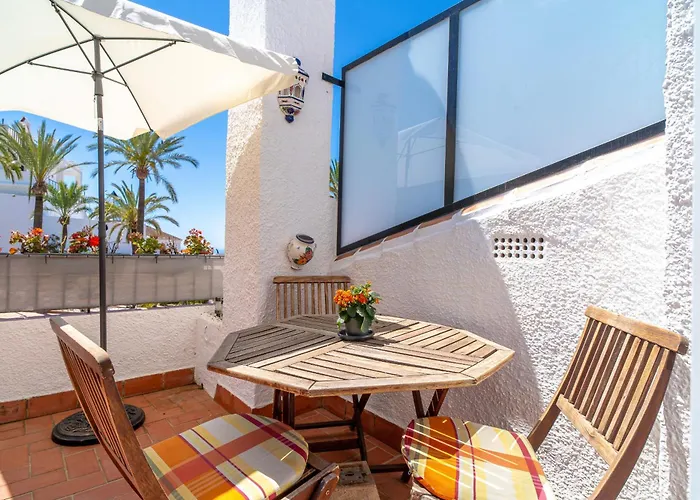 Hibiscos Seaview Terrace By Casasol Nerja