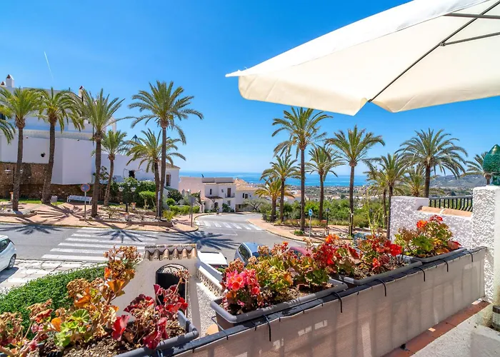 Hibiscos Seaview Terrace By Casasol Appartement *