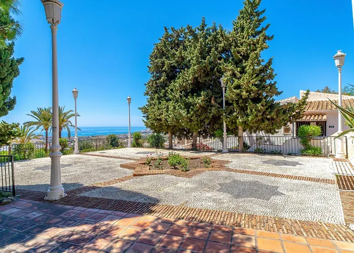 Hibiscos Seaview Terrace By Casasol Appartement *