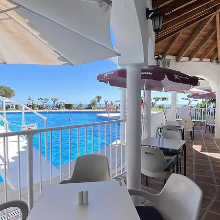 Hibiscos Seaview Terrace By Casasol