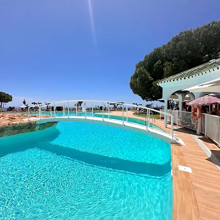 Hibiscos Seaview Terrace By Casasol Lägenhet
